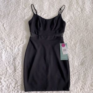 NWT NEW "B.smart" Body con mini black dress size 5 LBD